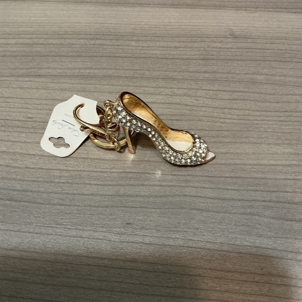 Gold Rhinestone High Heel Keychain - Picture 2 of 3